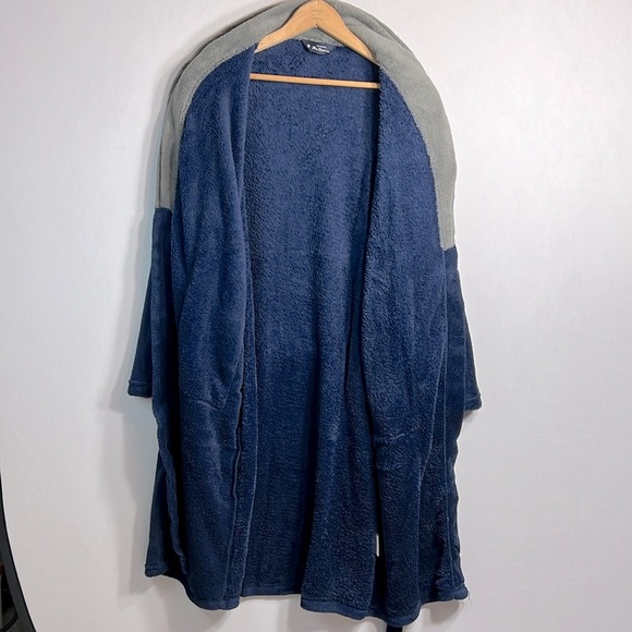 Ben Sherman Navy Plush Robe OS NWOT - Picture 5 of 8